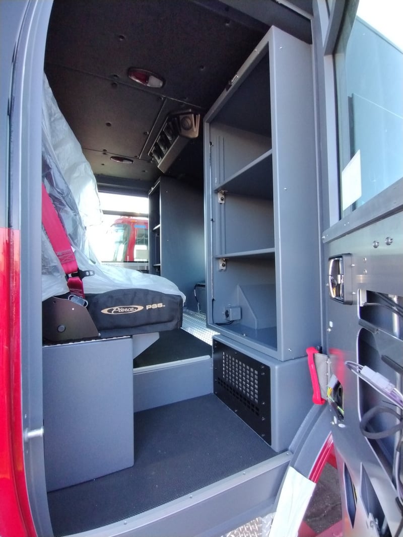 MacQueen B 32 jpg 3