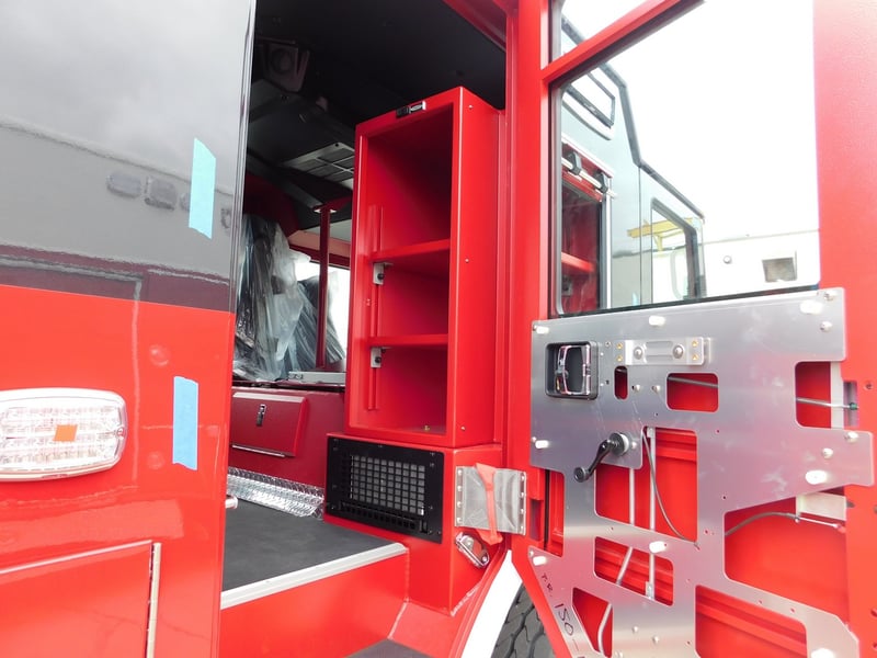 MacQueen Emergency 04 29 649 JPG
