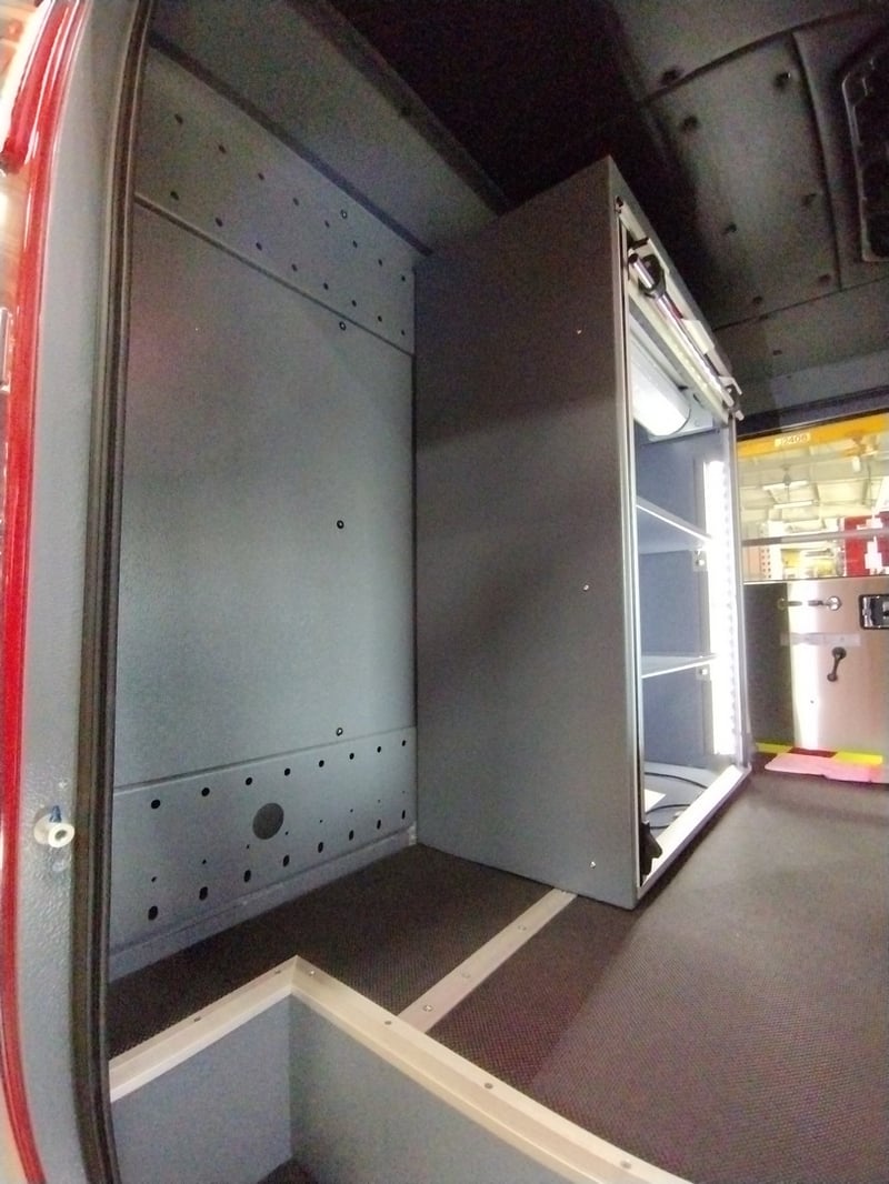 MacQueen Emergency 1 (17) jpg