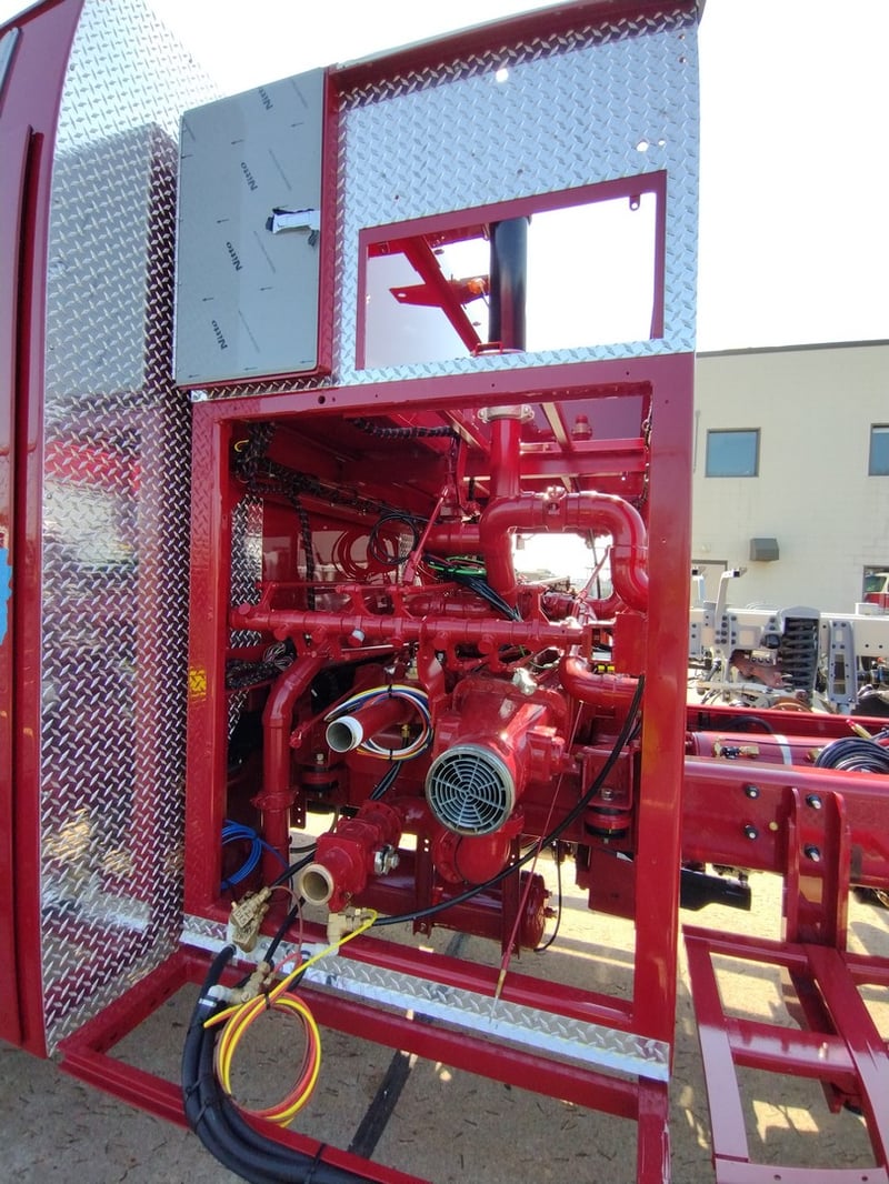 MacQueen Emergency 1 (353) jpg