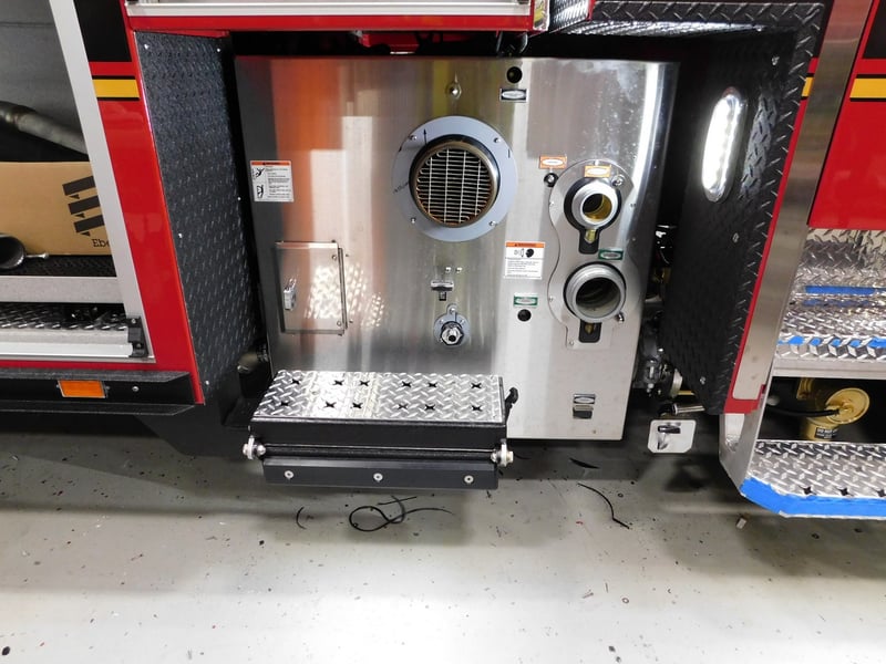 MacQueen Emergency 1 (429) JPG