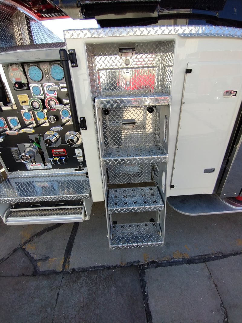 MacQueen Emergency A (190) JPG