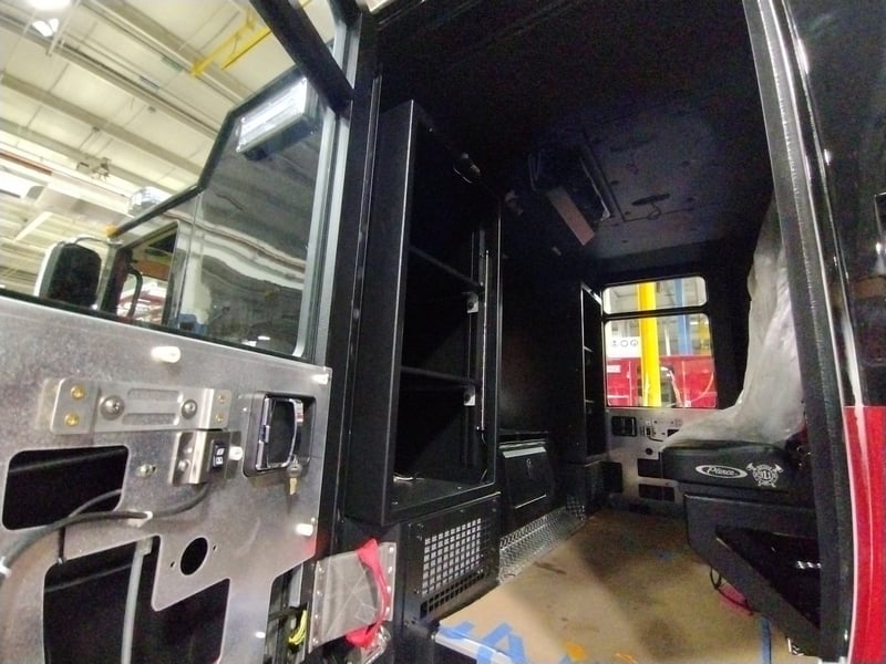 MacQueen Emergency A 01 (195) JPG
