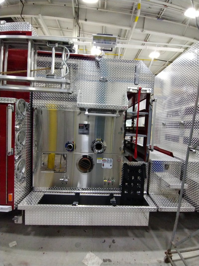 MacQueen Emergency A 01 (34) JPG