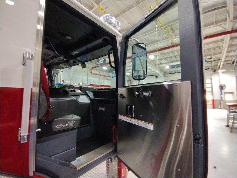 MacQueen Emergency A 01 (37) JPG