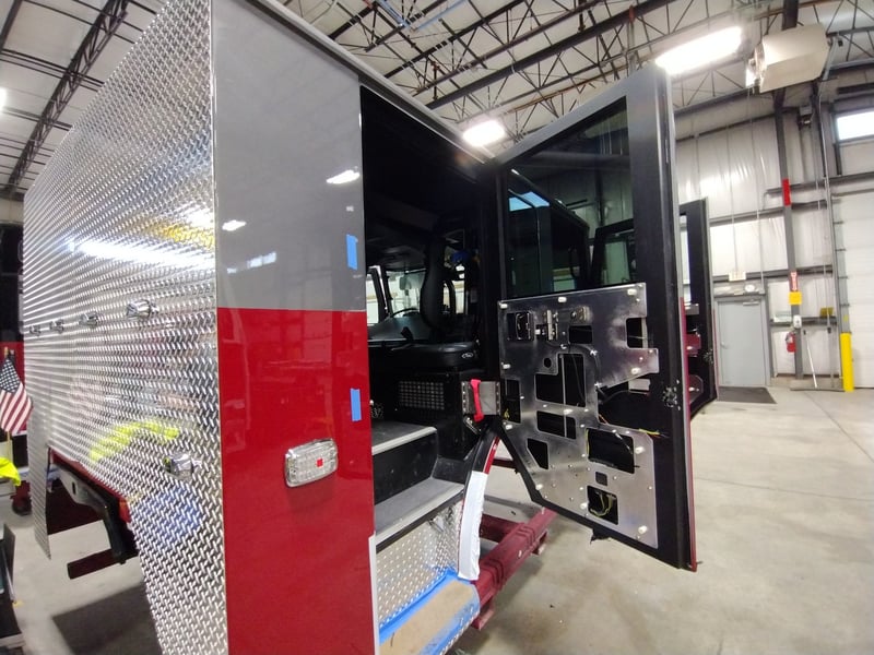 MacQueen Emergency A 01 (370) jpg
