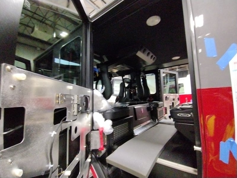 MacQueen Emergency A 01 (373) jpg