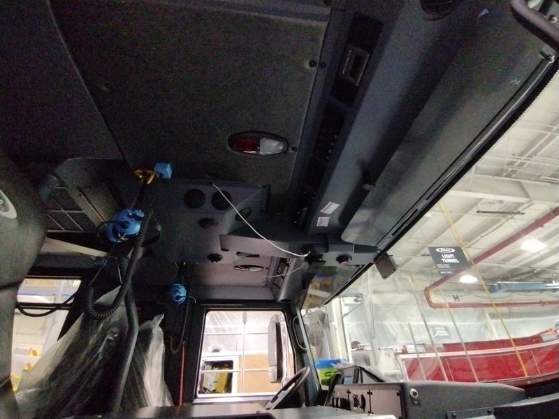 MacQueen Emergency A 01 (40) JPG