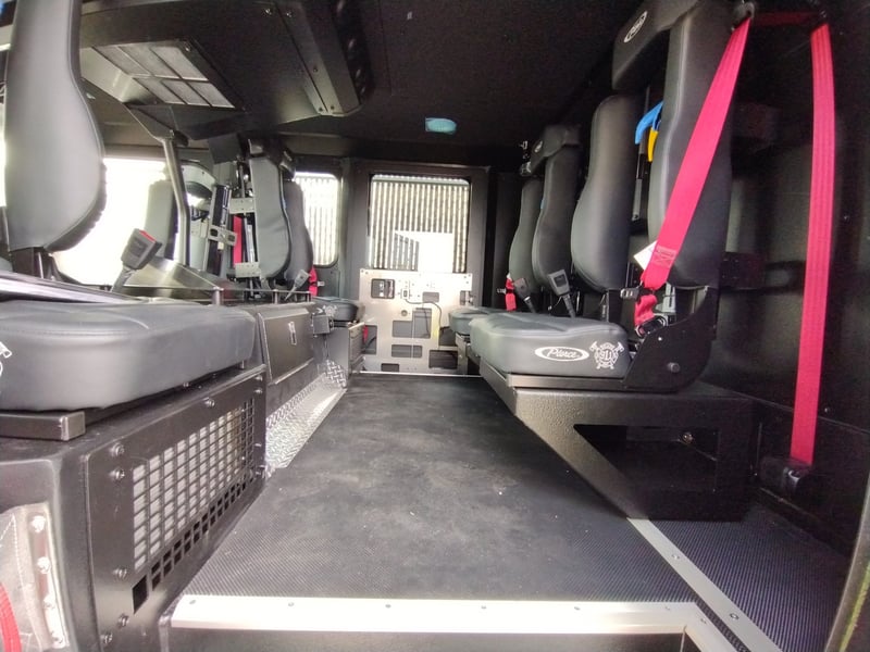 MacQueen Emergency A 01 (443) jpg