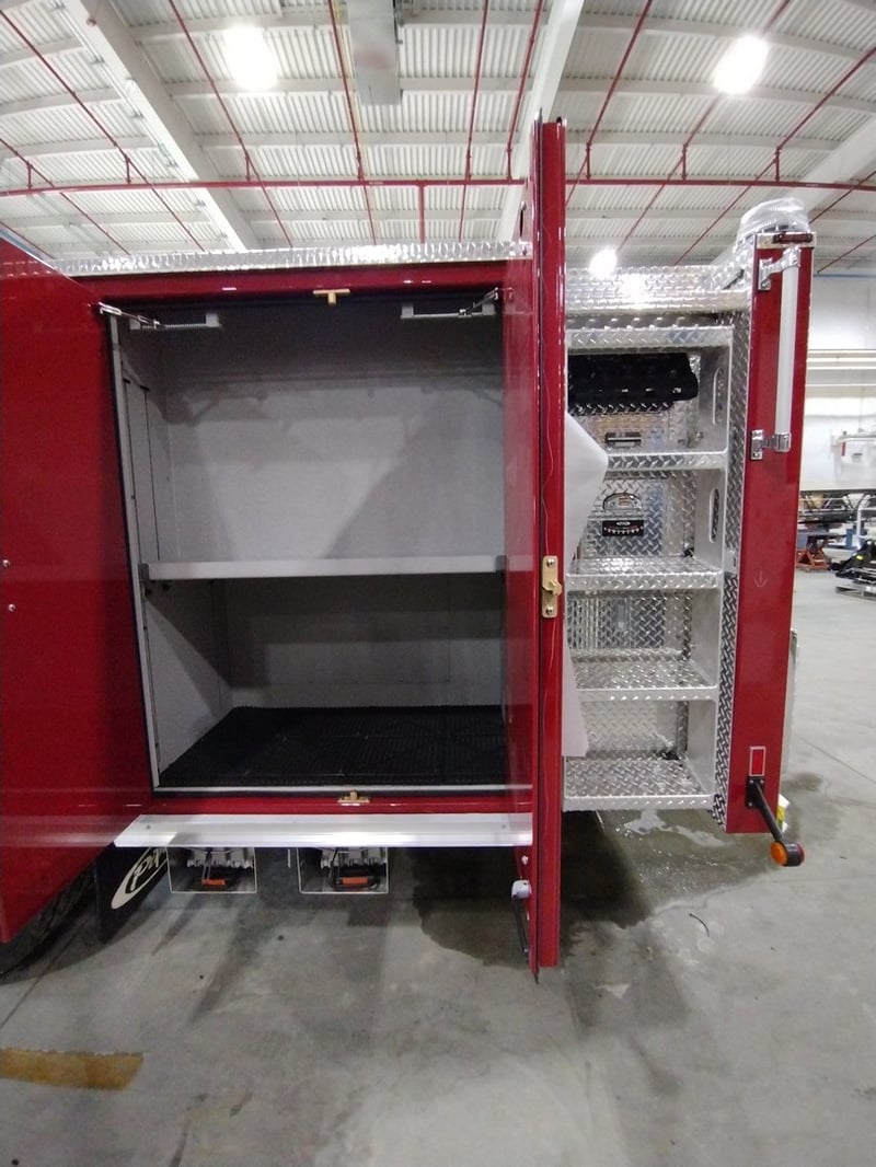 MacQueen Emergency A 01 (523) jpg