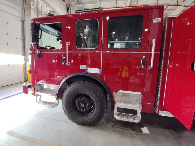 MacQueen Emergency A 01 (527) jpg