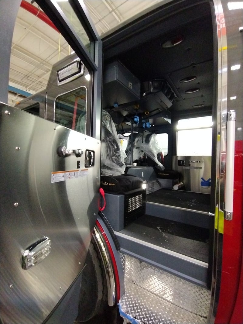 MacQueen Emergency A 01 (594) jpg