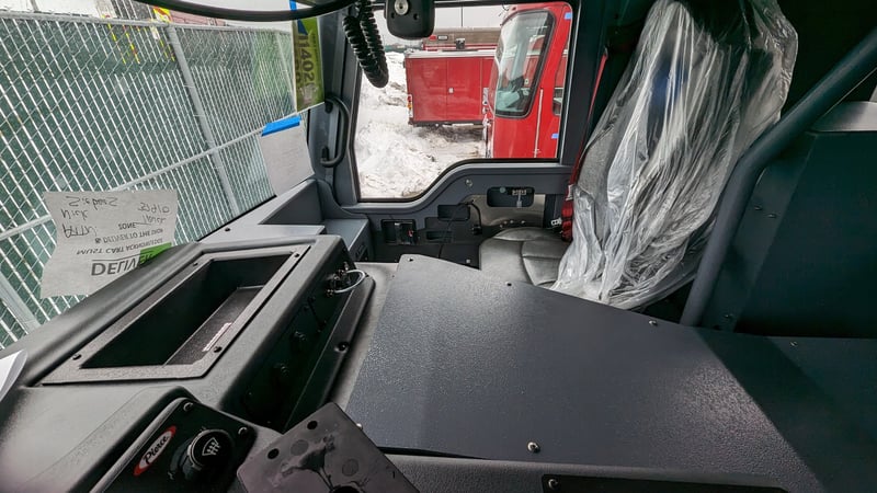 MacQueen Emergency A 01 (614) jpg