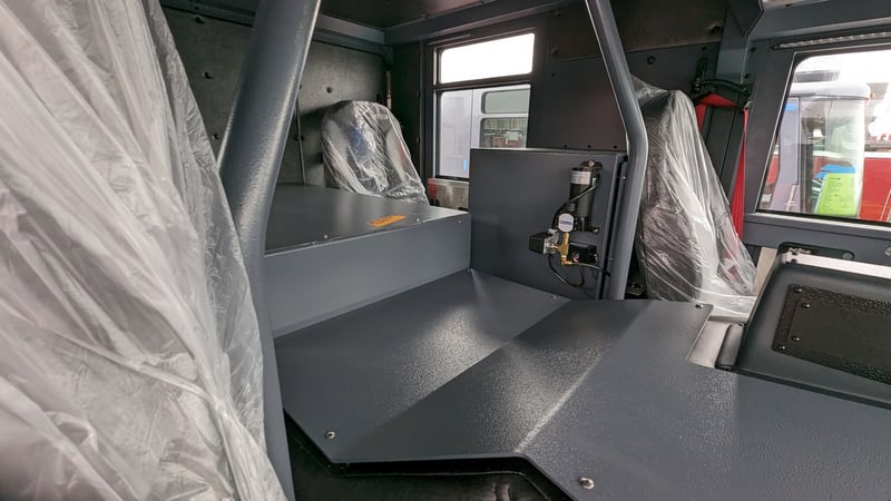MacQueen Emergency A 01 (636) jpg