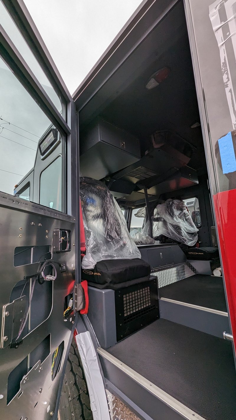 MacQueen Emergency A 119 JPG