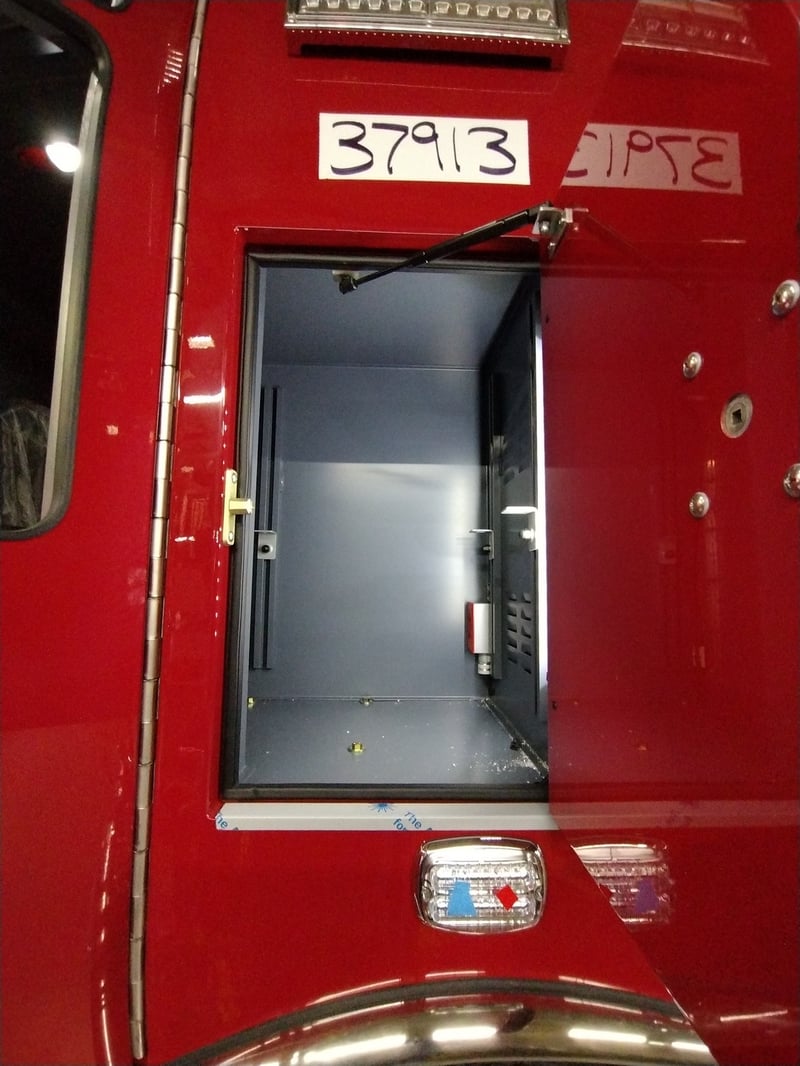 MacQueen Emergency A 152 JPG