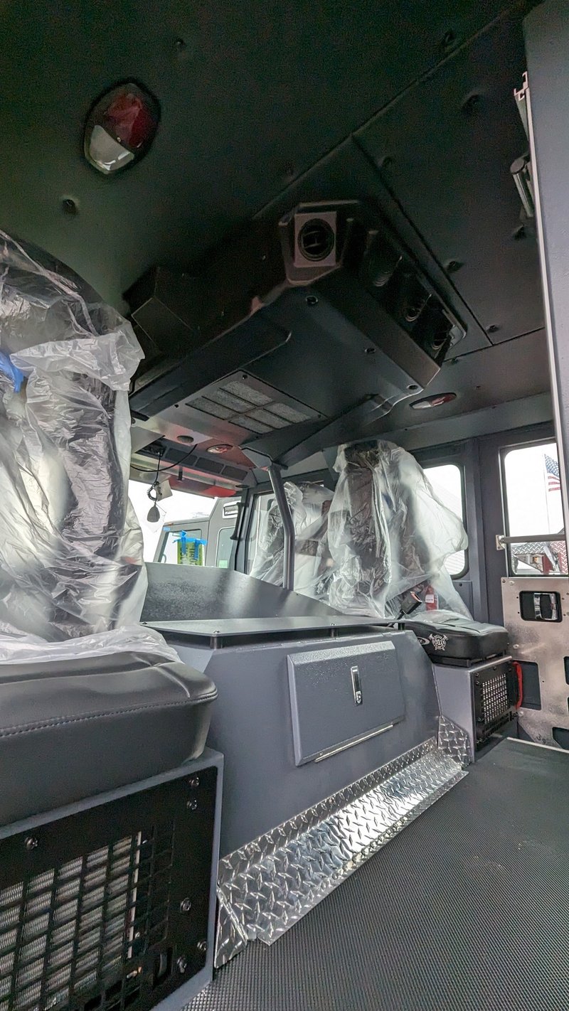 MacQueen Emergency A 161 JPG 1