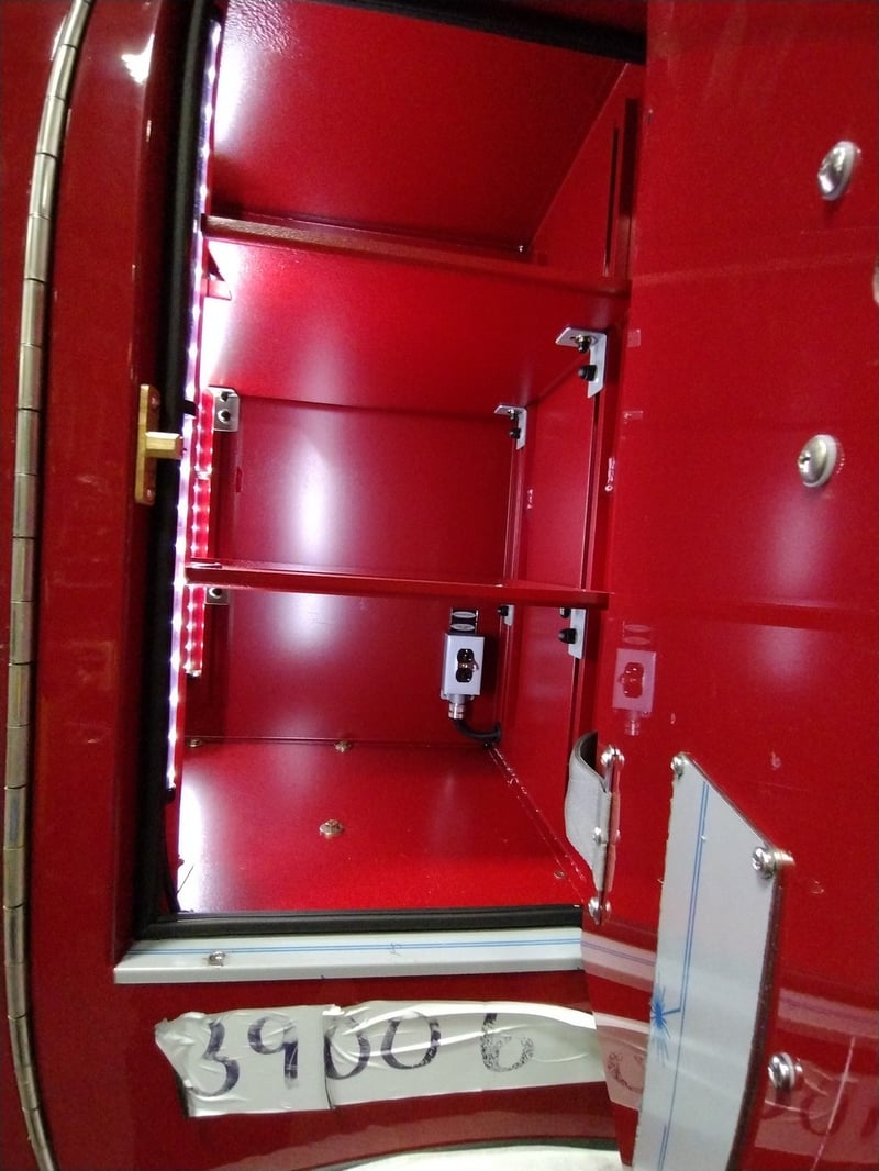 MacQueen Emergency A 244 JPG