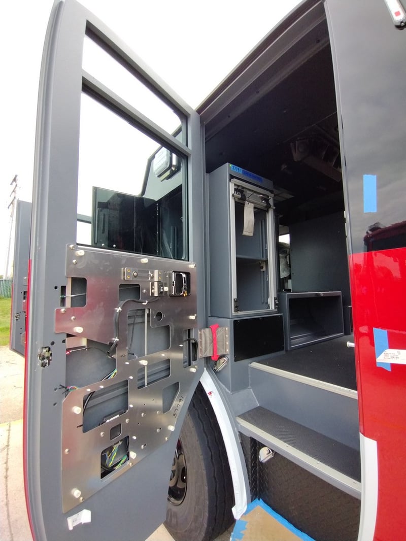 MacQueen Emergency A 253 jpg
