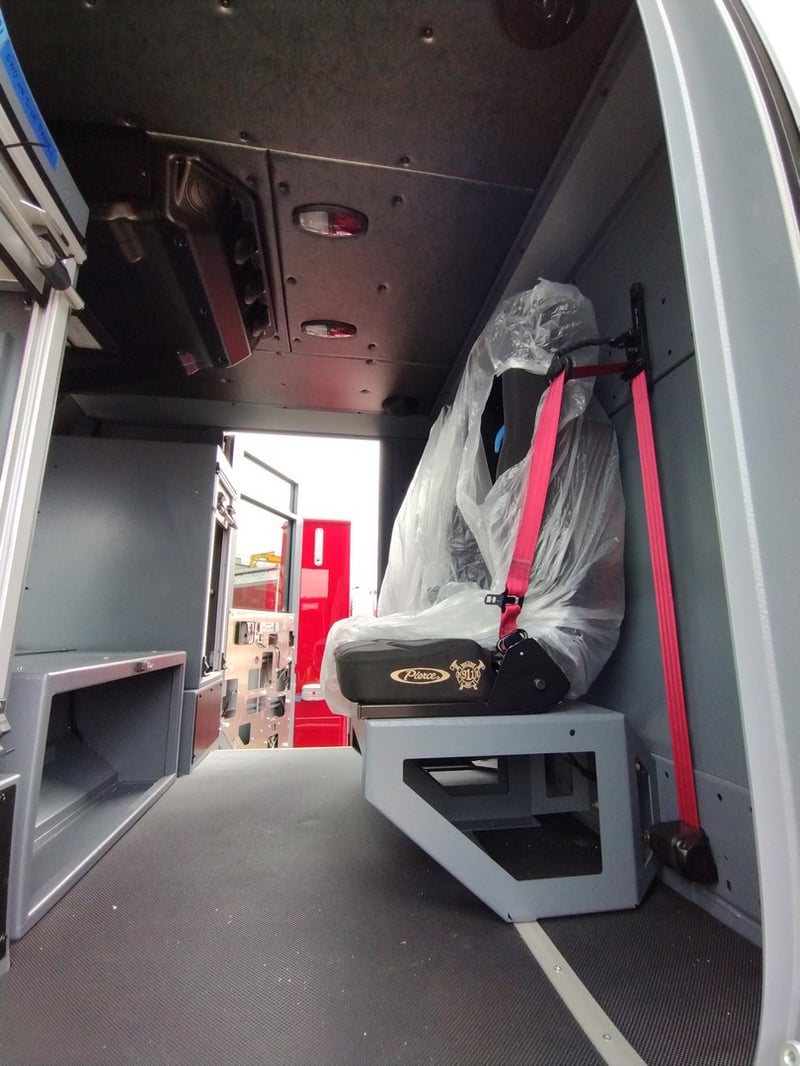MacQueen Emergency A 255 jpg