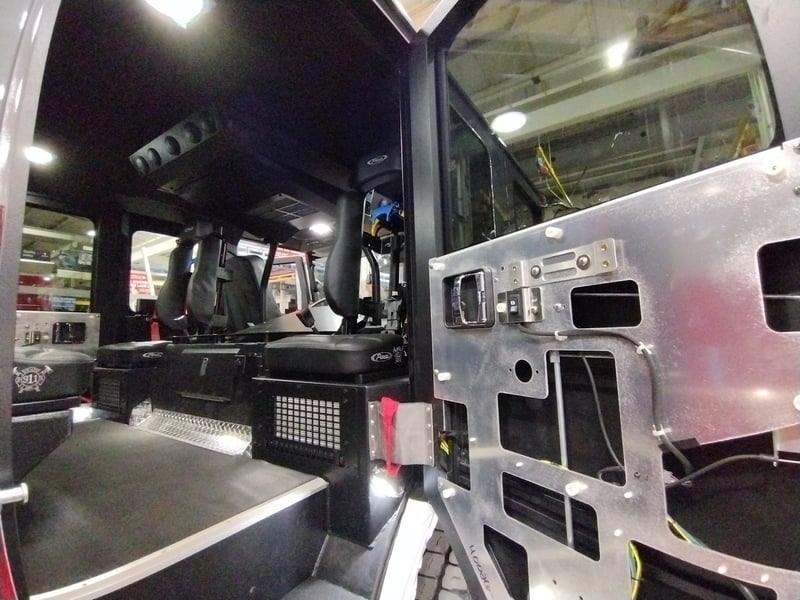 MacQueen Emergency A 403 jpg 3
