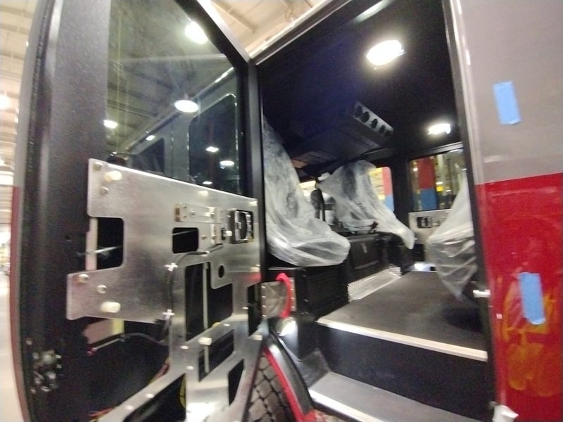 MacQueen Emergency A 420 jpg 3