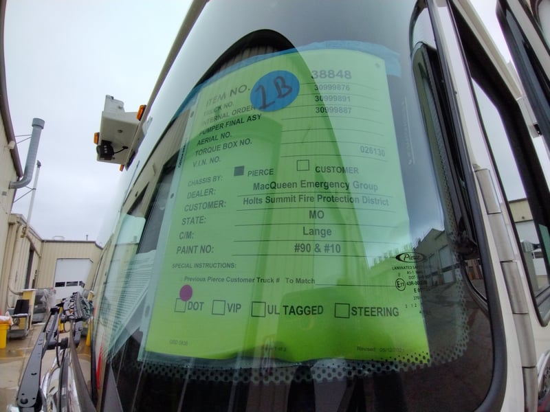 MacQueen Emergency A 569 jpg