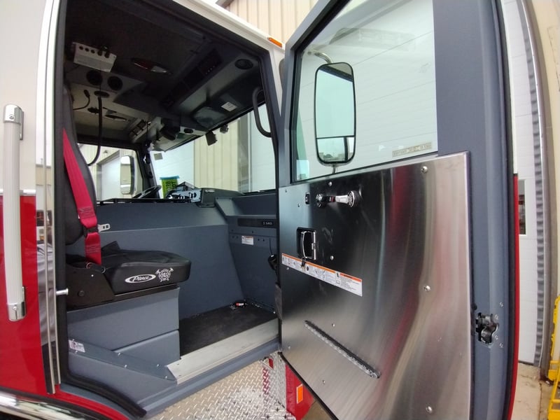 MacQueen Emergency A 583 jpg