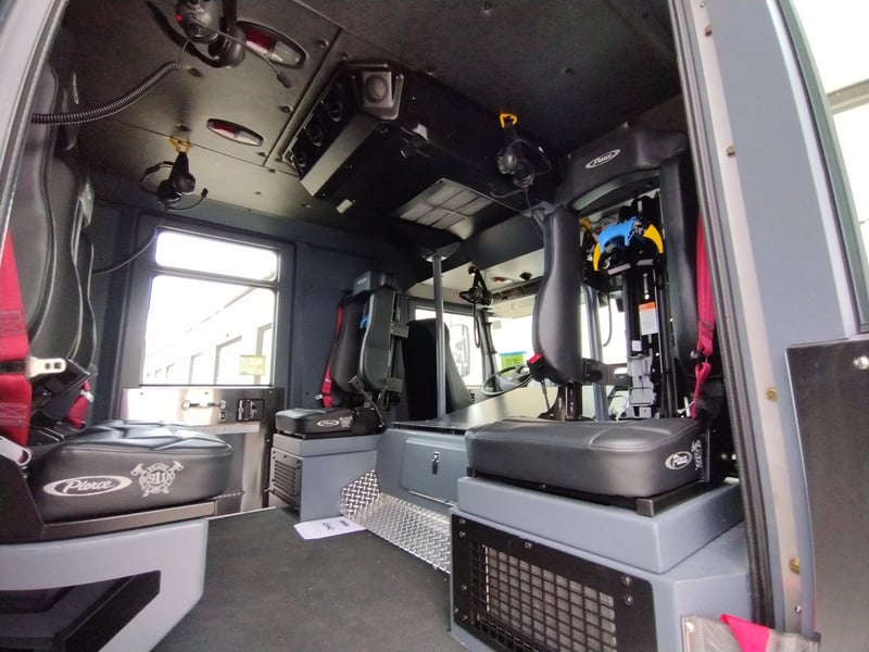 MacQueen Emergency A 588 jpg