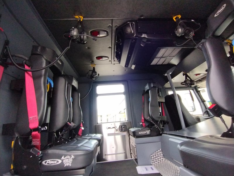 MacQueen Emergency A 589 jpg