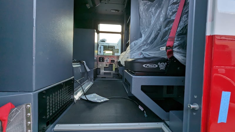 MacQueen Emergency A 639 jpg