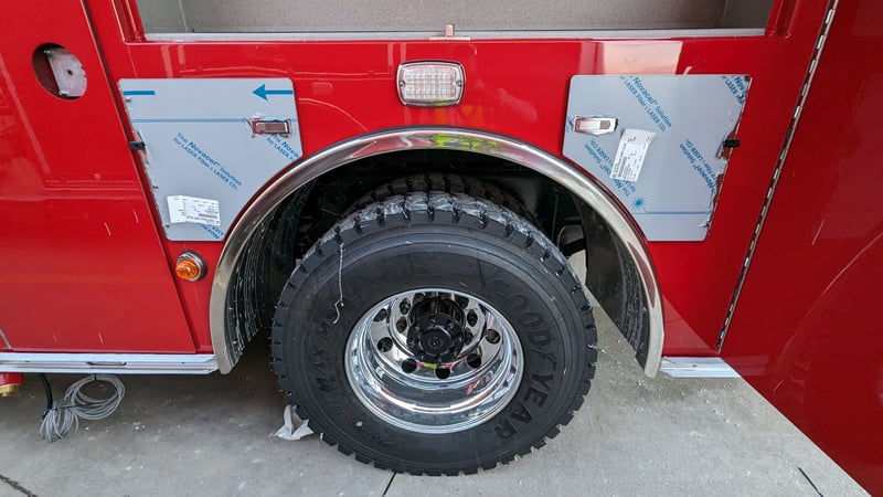 MacQueen Emergency A 649 jpg