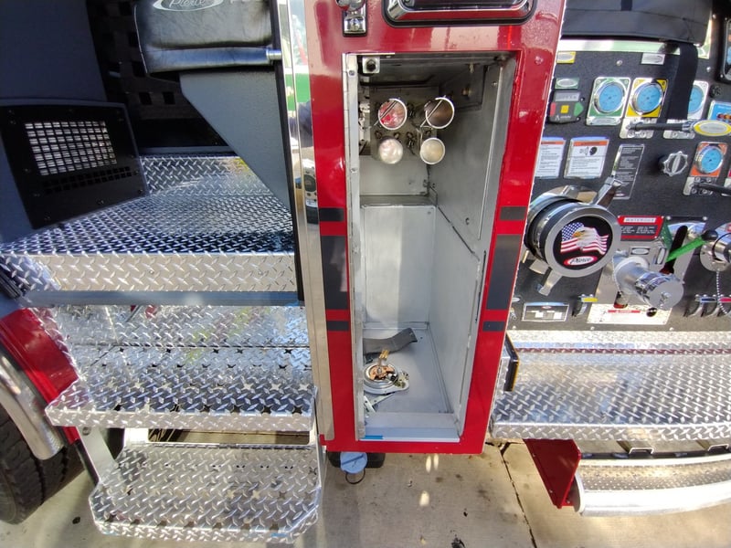 MacQueen Emergency B 13 jpg 1