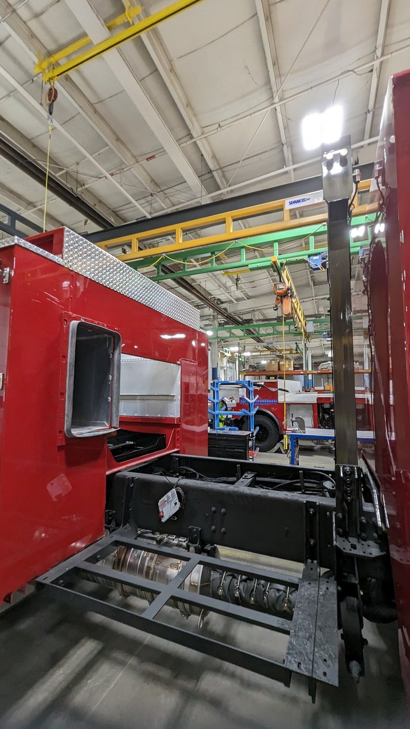 MacQueen Emergency B 321 JPG