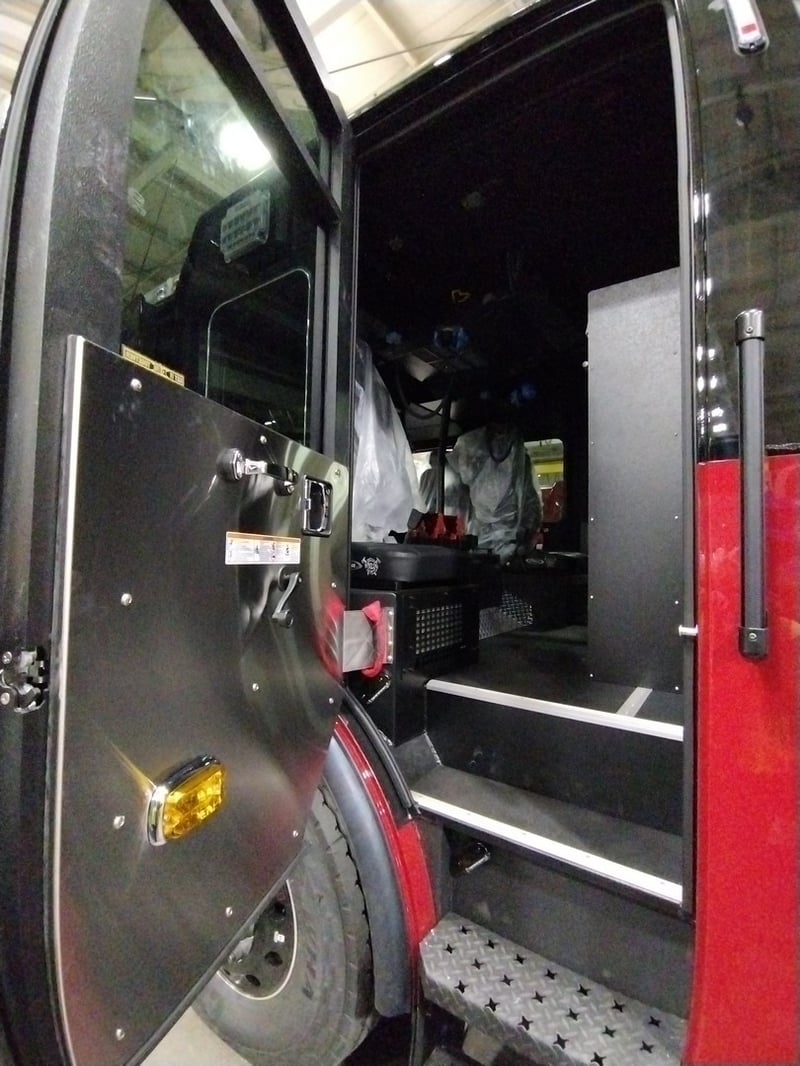 MacQueen Emergency B 82 jpg