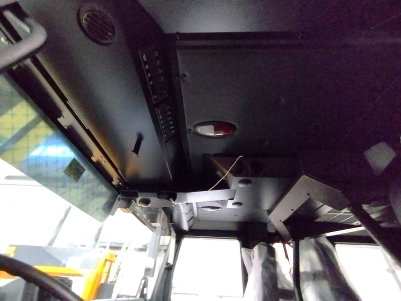 MacQueen Emergency E 74 jpg