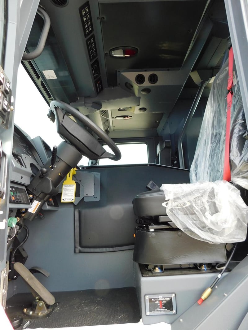 MacQueen Emergency Equipment 05 26 (182) JPG