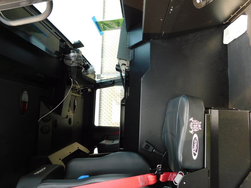 MacQueen Emergency Equipment 05 26 (217) JPG