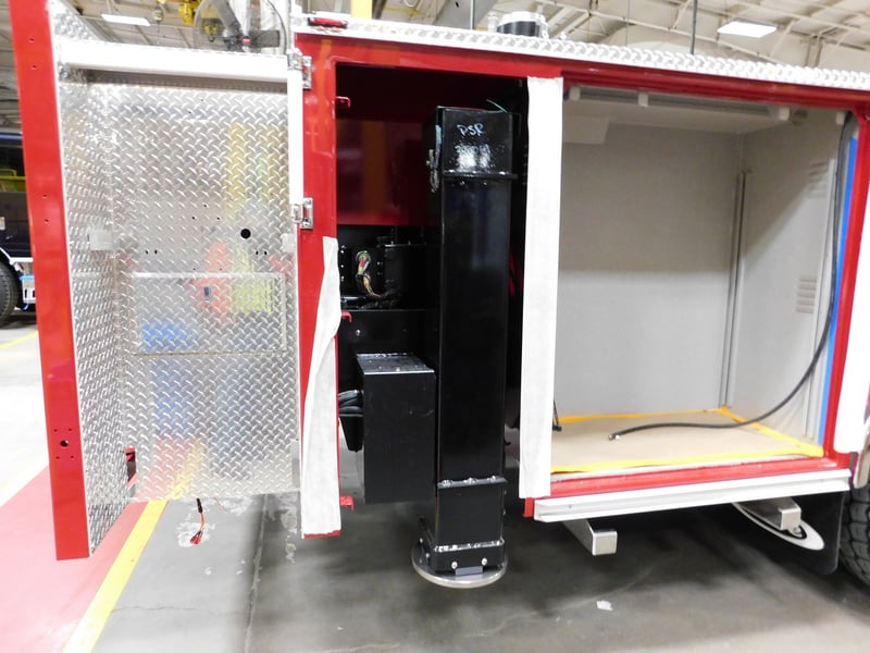 MacQueen Emergency Equipment 05 06 (105) JPG