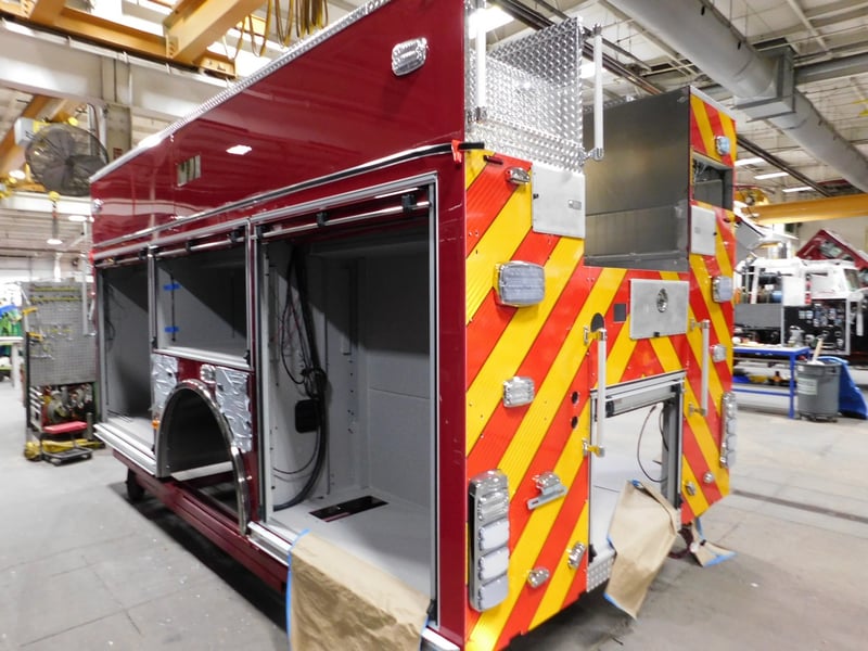 MacQueen Emergency Equipment 05 06 (122) JPG