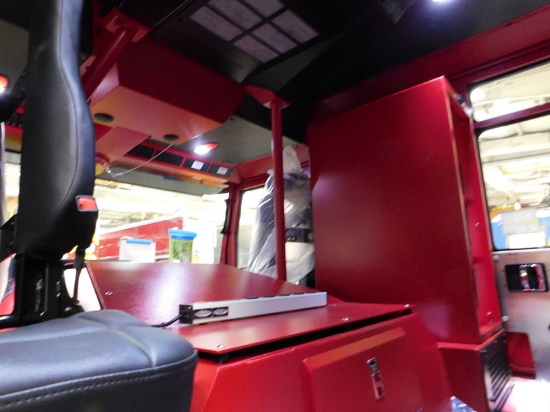 MacQueen Emergency Equipment 05 06 (139) JPG