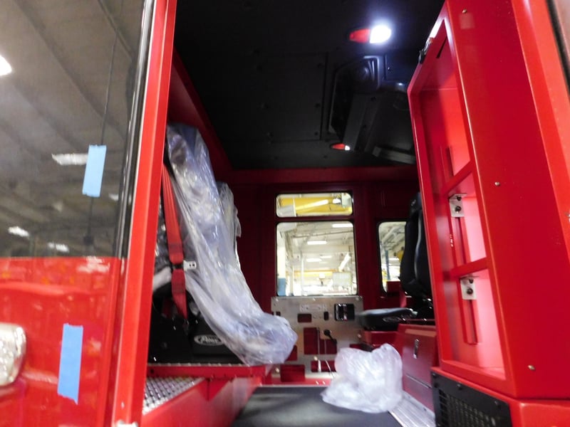 MacQueen Emergency Equipment 05 06 (151) JPG
