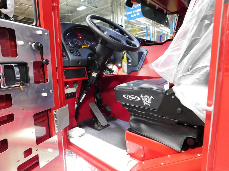 MacQueen Emergency Equipment 05 06 (165) JPG