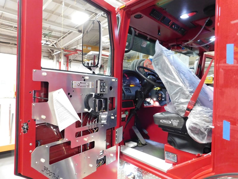 MacQueen Emergency Equipment 05 06 (208) JPG