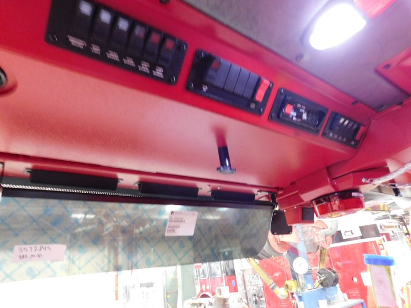 MacQueen Emergency Equipment 05 06 (214) JPG