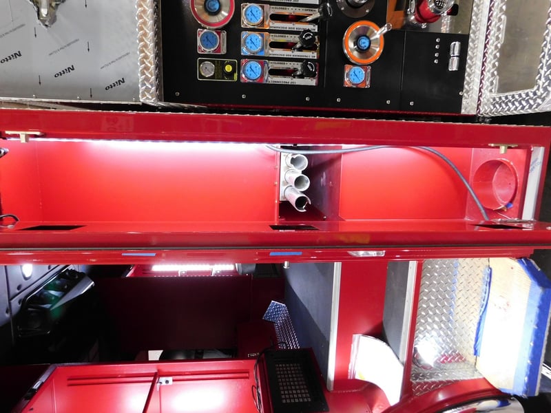 MacQueen Emergency Equipment 05 06 (220) JPG