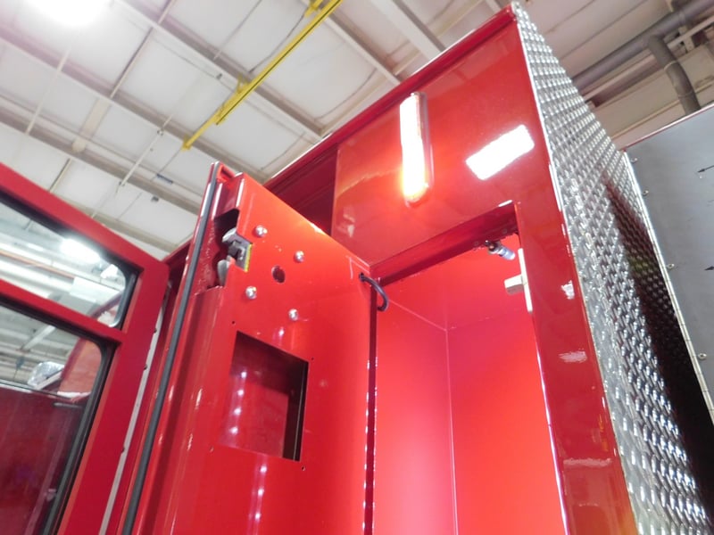 MacQueen Emergency Equipment 05 06 (221) JPG