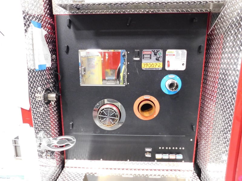 MacQueen Emergency Equipment 05 06 (235) JPG