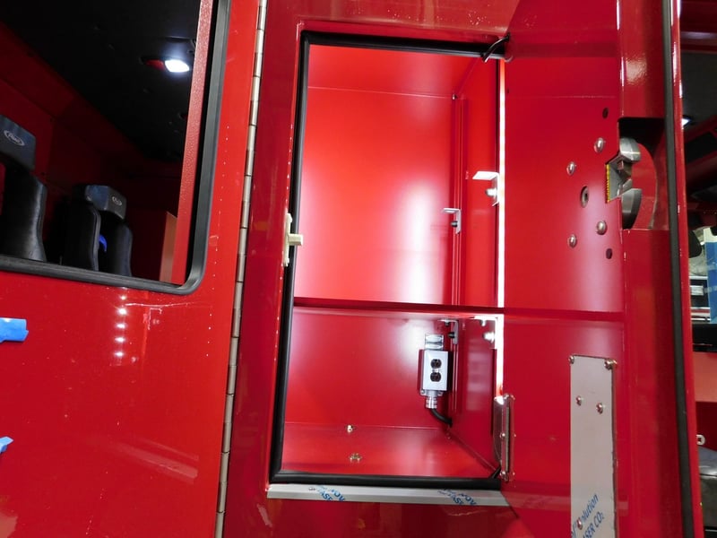 MacQueen Emergency Equipment 05 06 (241) JPG