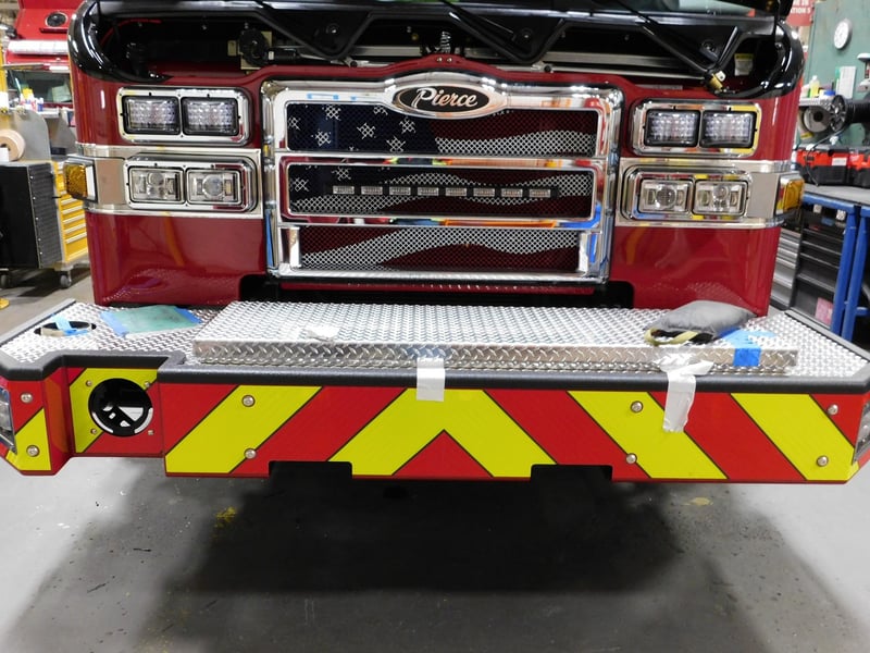 MacQueen Emergency Equipment 05 06 (250) JPG